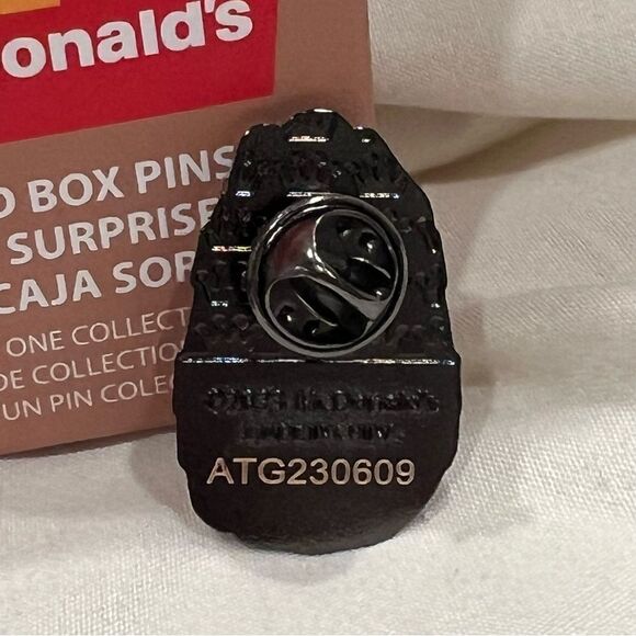 Loungefly McDonald's Chicken McNugget Mummy Halloween Costume Enamel Pin NEW - Picture 4 of 4